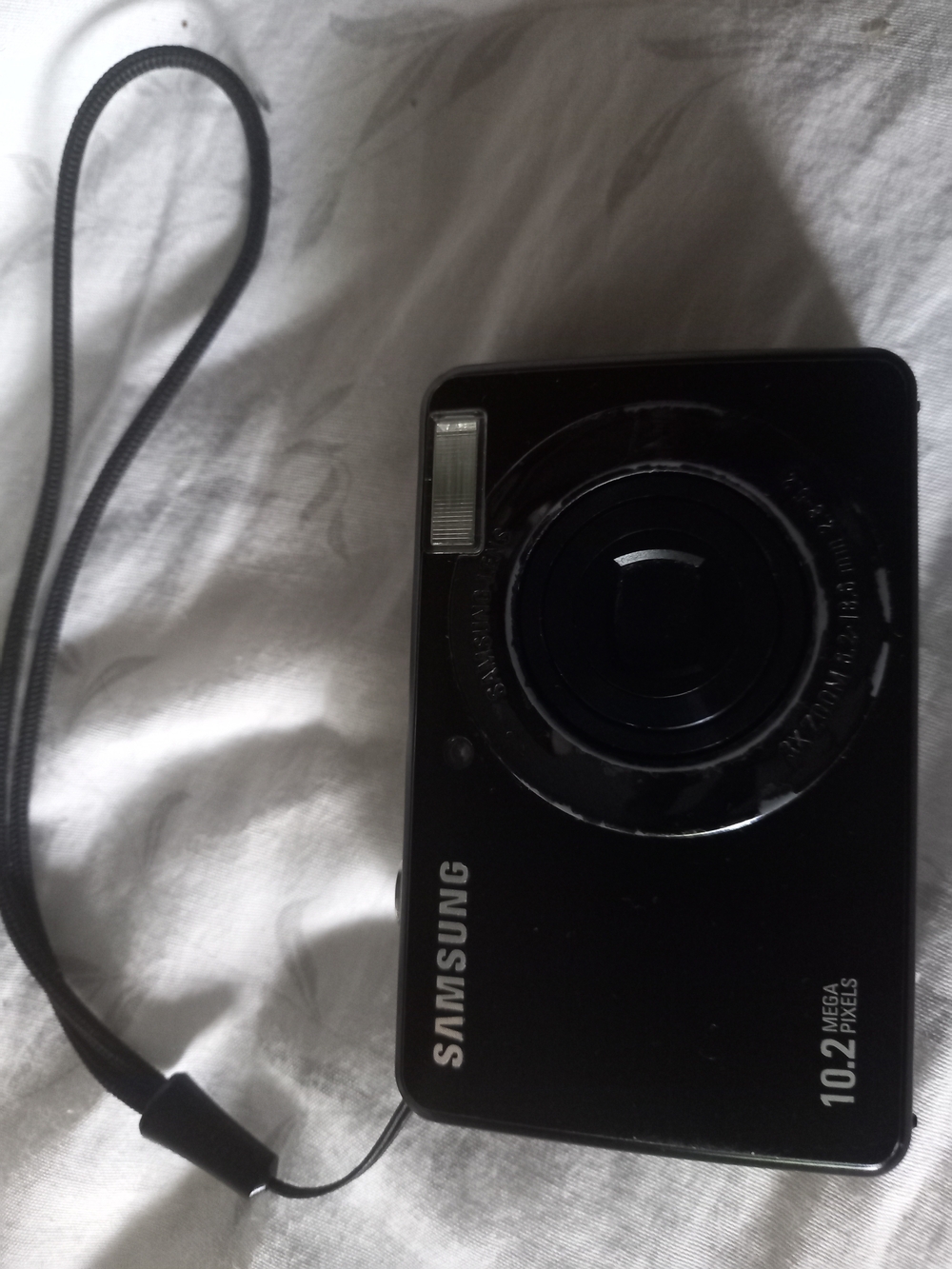 Samsung Compact Digital Camera - Black